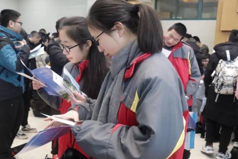 说明:347452519388423177
