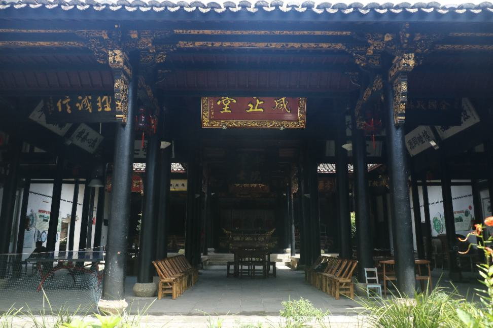 图3 徐氏宗祠内部实景