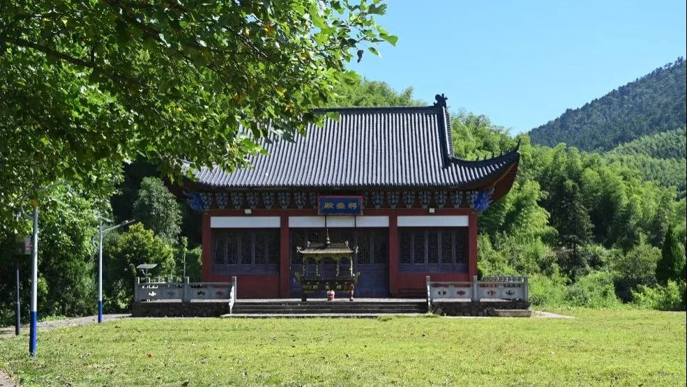 图为将台殿