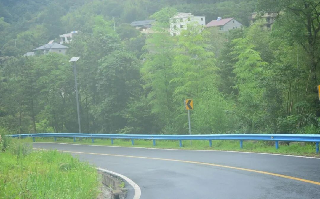 团队成员再次对景观节点进行现场踏勘